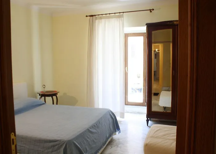 Domus Massimiliani Gasthuis 4*